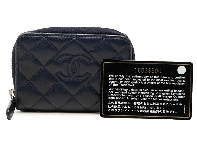 Monedero con cremallera Chanel Blue CC de piel de cordero acolchada - vista 7