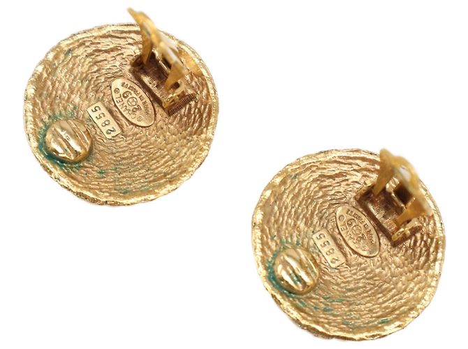 Orecchini a clip rotondi intrecciati Chanel Gold CC placcati oro - vista 3