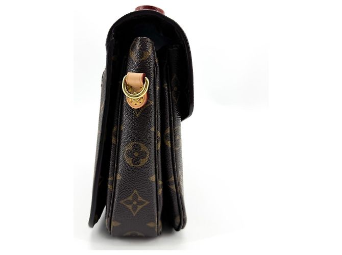 Louis Vuitton Pochette Metis Monogram Canvas MM - vista 4
