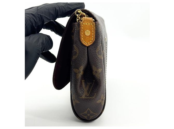 Louis Vuitton Favorite Monogram Canvas MM - vista 3