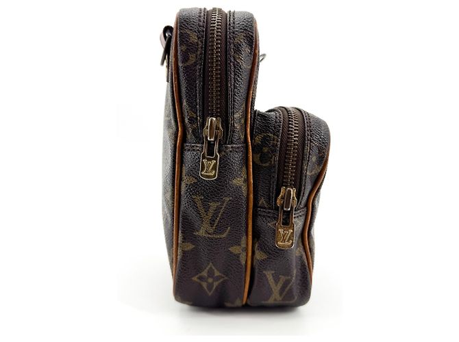 Louis Vuitton Amazone Monogram Canvas Mini - vista 4