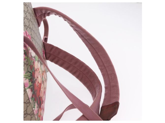 Gucci Hebilla Estampado Blooms GG Coated Canvas Medium - vista 7