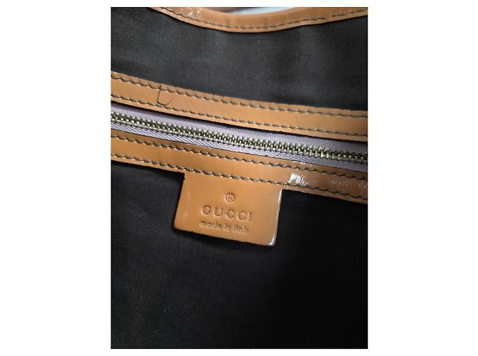 Magnifica Borsa Gucci Interlocking - vista 10