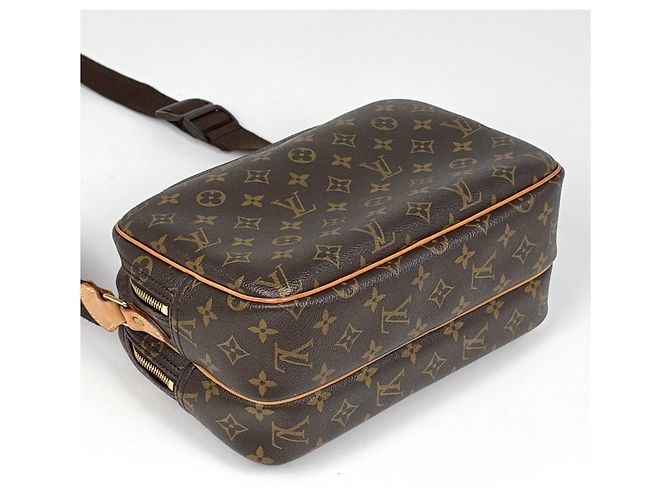 Borsa a tracolla Louis Vuitton Reporter PM - vista 2