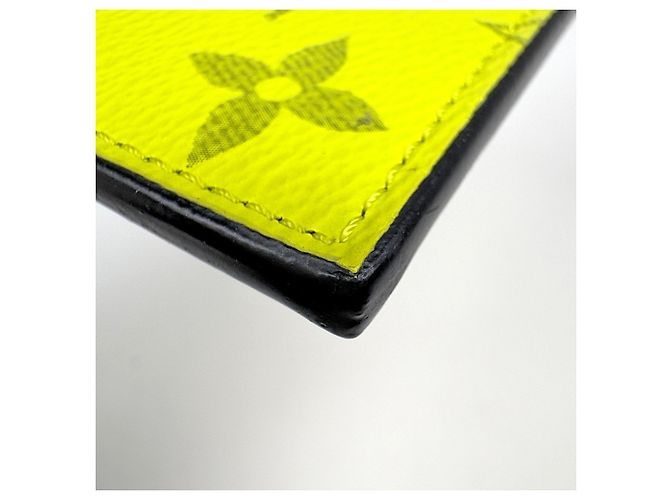 Louis Vuitton Monogram Taiga Business Card Case - vista 4