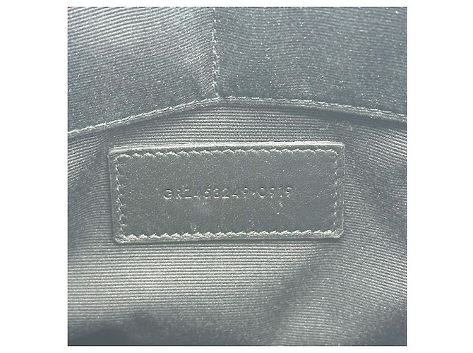 Autre Marque Saint Laurent Classic Monogram Zip Crocodile Embossed Leather Medium - vista 7