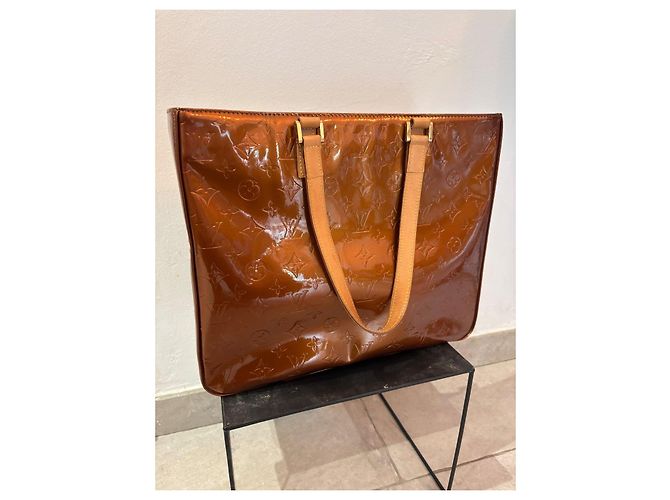 Sac Cabas Louis Vuitton Rivington Monogram Vernis Marron - vue 3