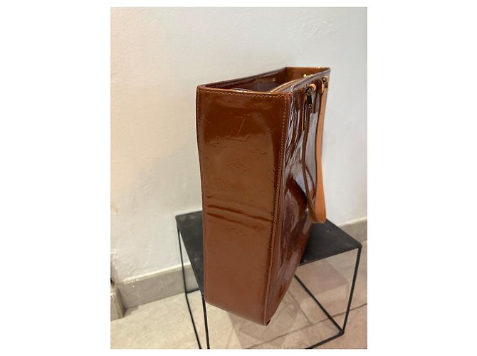 Sac Cabas Louis Vuitton Rivington Monogram Vernis Marron - vue 6
