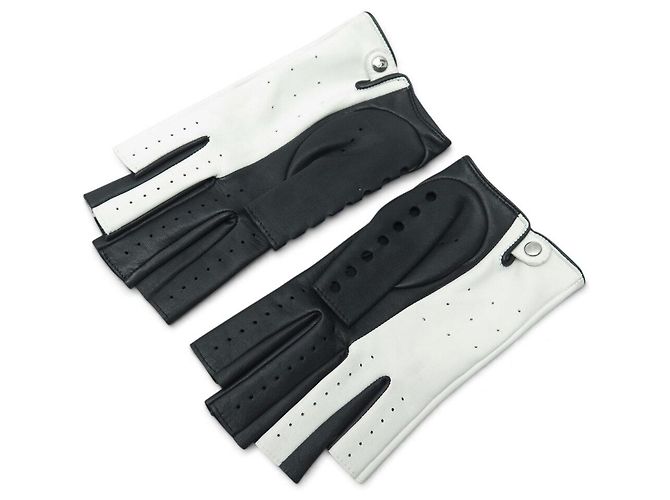 LUVAS SEM DEDOS CHANEL LOGO CC T7.5 EM COURO PERFURADO PRETO E BRANCO - vista 2