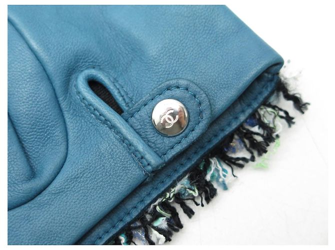 NOVOS LUVAS SEM DEDOS CHANEL LOGO CC T7.5 EM TWEED E COURO TURQUESA - vista 3