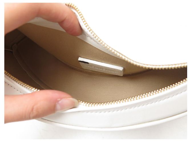 NUOVA BORSA A TRACCOLLA JACQUEMUS LE BOMBA IN PELLE BIANCA - vista 9