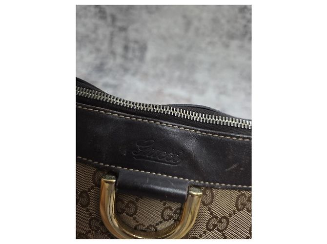 Magnifica Borsa Gucci Abbey D Ring - vista 10