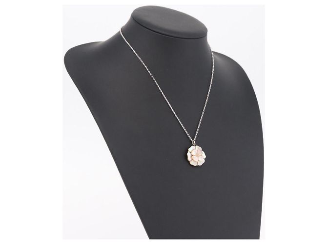 CHANEL Camelia Necklace metal Silver CC - vista 16