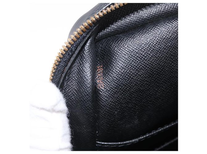 LOUIS VUITTON Epi Porte Documents Voyage Bag Black M40321 LV - vista 12