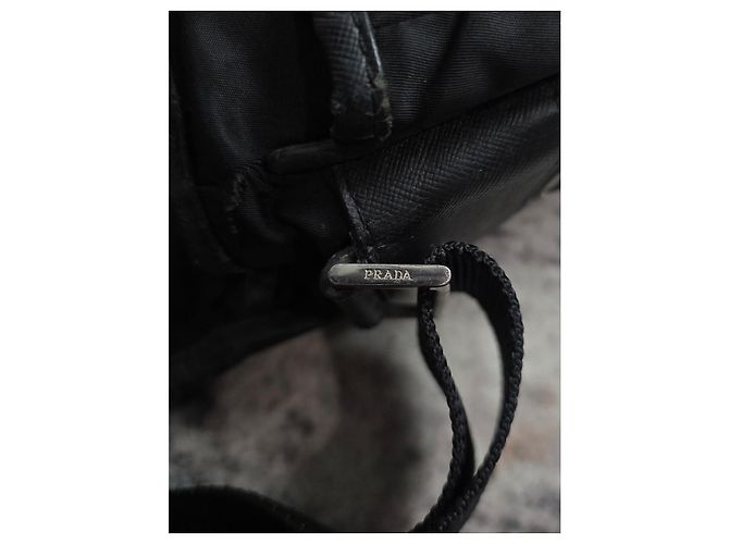 Wunderschöne schwarze Prada Schultertasche - Ansicht 10