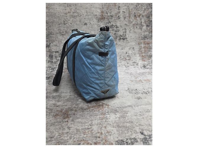Bolsa Prada Nylon Acolchoado Azul Celeste - vista 2