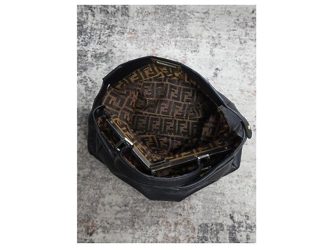 Magnifica Borsa a Mano Fendi Peekaboo - vista 10