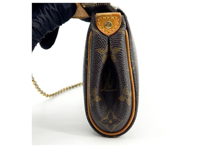 Louis Vuitton Eva Monogram Canvas - vista 3