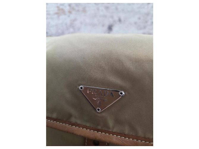 Splendida borsa a tracolla Prada beige - vista 2