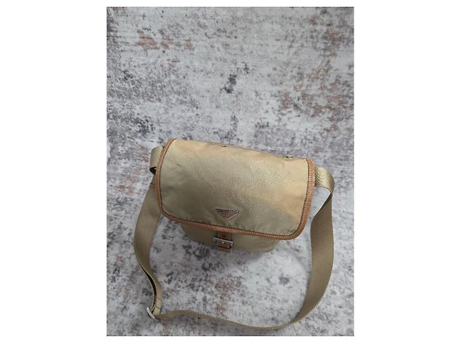 Splendida borsa a tracolla Prada beige - vista 3