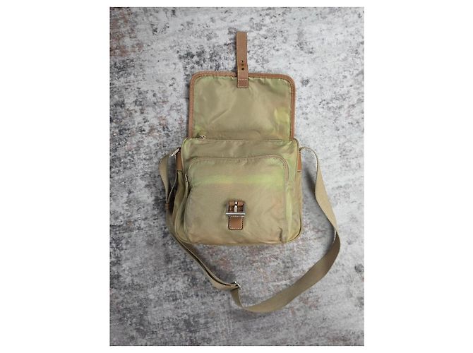 Splendida borsa a tracolla Prada beige - vista 6