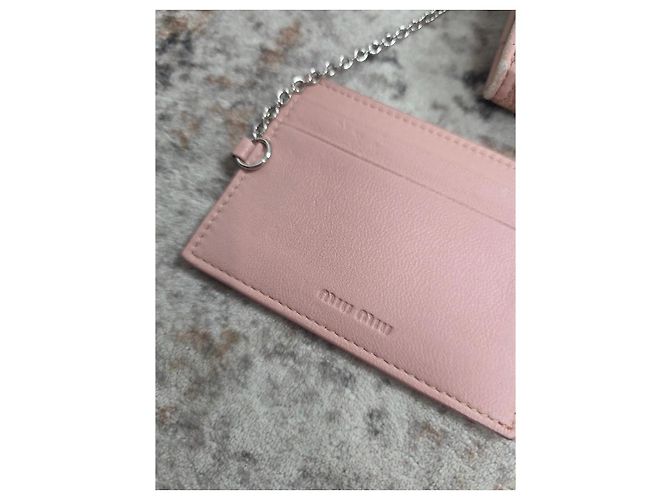 Miu Miu Crystal Geldbörse aus gestepptem Leder - Ansicht 10