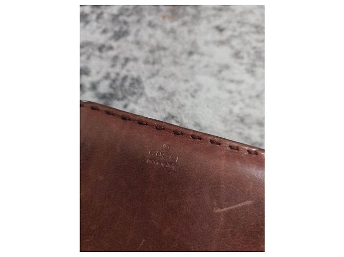 Magnífica Cartera Gucci - vista 2