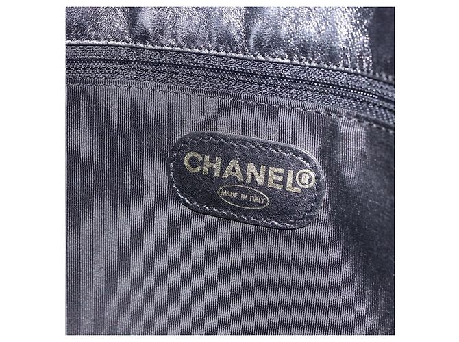 Chanel Vintage Logo Flap Messenger Leather Medium - vista 6
