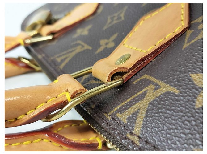 Louis Vuitton Alma Monogram Canvas PM - vista 5