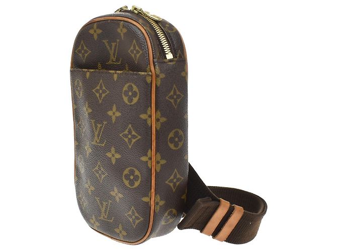 Louis Vuitton Pochette Gange Monogram Canvas - vista 3