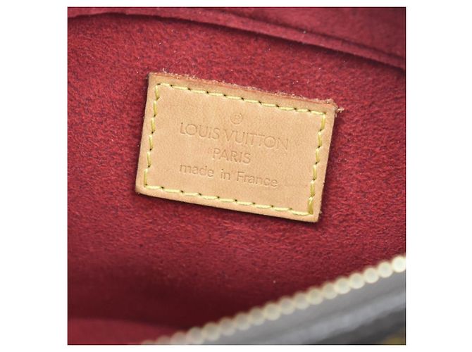 Cité Louis Vuitton Viva Cite Monogram Canvas PM - vista 6