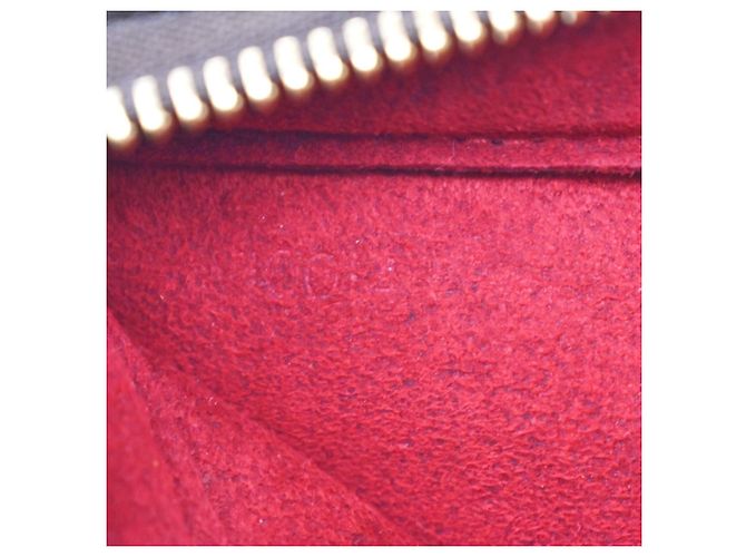 Cité Louis Vuitton Viva Cite Monogram Canvas PM - vista 7