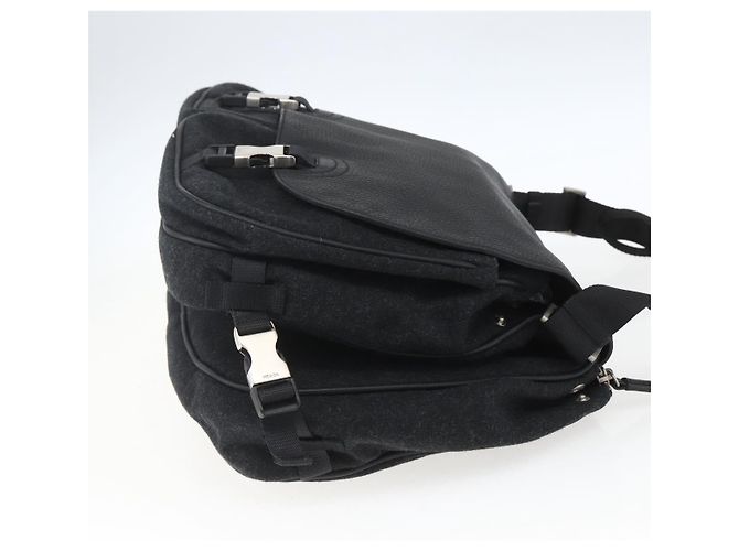 Borsa a spalla Prada in lana nera - vista 4