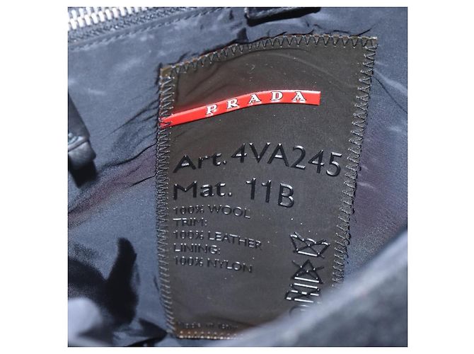 Borsa a spalla Prada in lana nera - vista 6