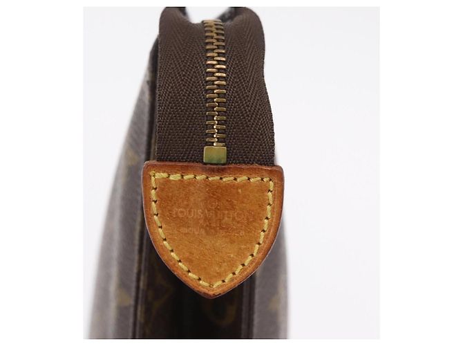 Necessaire Louis Vuitton Monogram Canvas 26 - vista 6