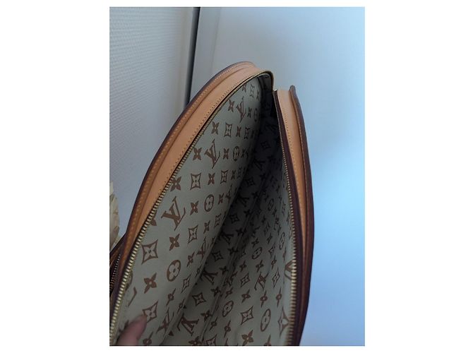 Louis Vuitton Borsa per racchetta da tennis pelle naturale - vista 18