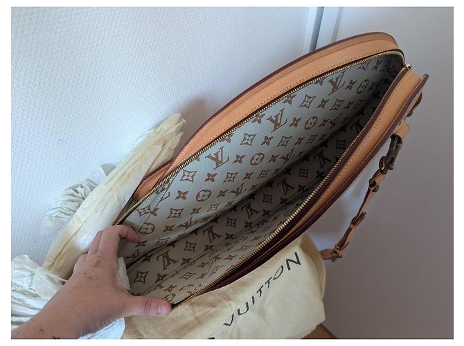 Louis Vuitton Borsa per racchetta da tennis pelle naturale - vista 19