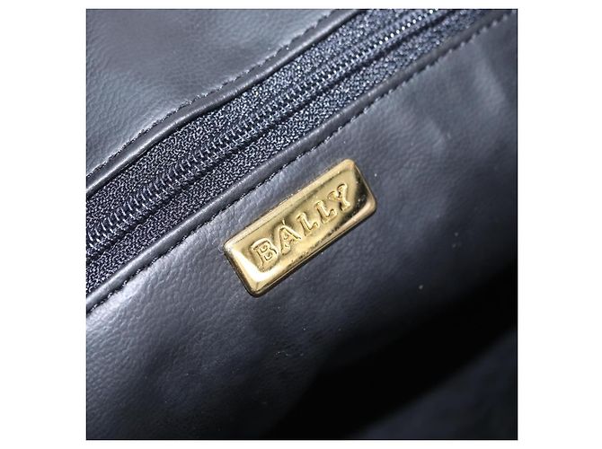 Bally Vintage Chain Quilted Leather - vue 7