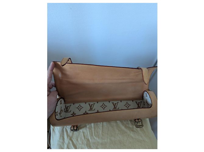 Louis Vuitton Monogram Custodia per Palline da Tennis in Pelle - vista 10