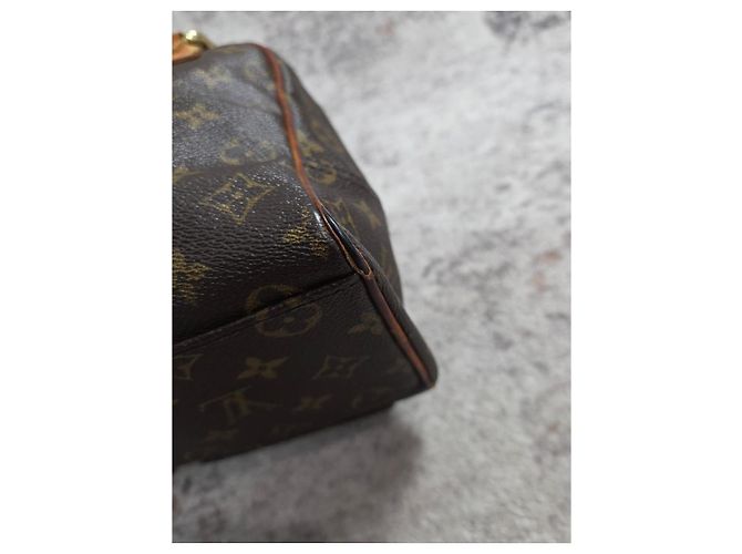 Magnifica Borsa Louis Vuitton Manhattan - vista 9