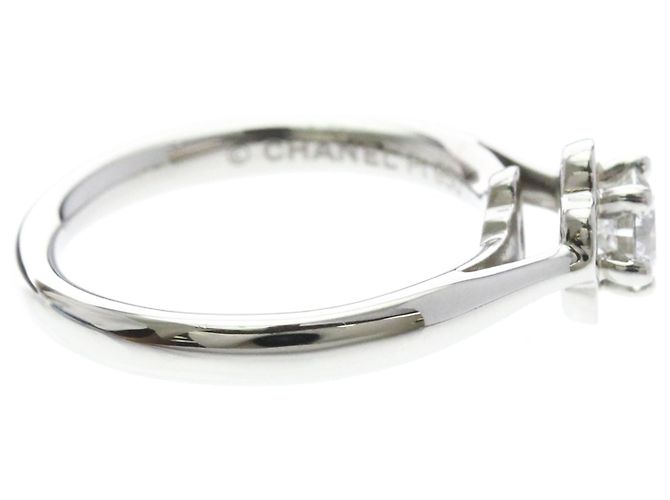Chanel Extrait de Camelia 18K Rose Gold with Diamond - vista 4