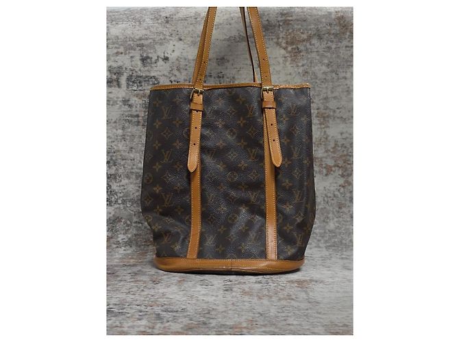 Splendida borsa a mano Louis Vuitton bucket - vista 2