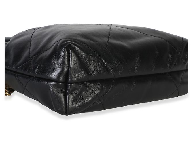 Chanel 22 Mini Hobo in vitello matelassé nero - vista 7