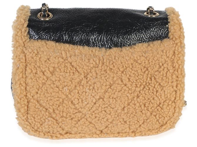 Borsa a patta Chanel CC Mania in shearling di pecora stropicciato nero lucido - vista 2