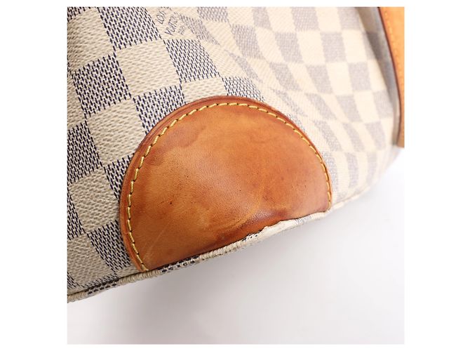 Borsa a tracolla Louis Vuitton Hampstead MM Damier Azur in Beige N51206 - vista 14