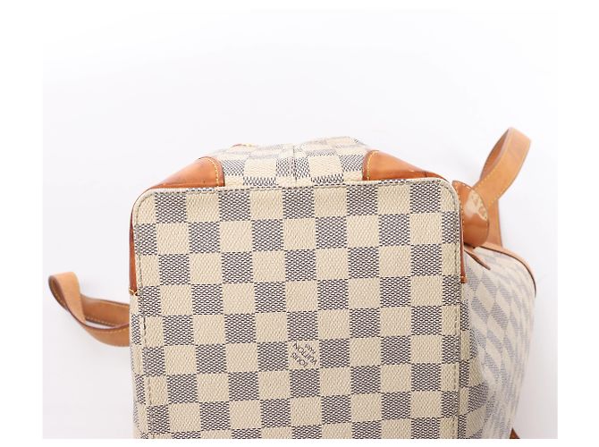 Borsa a tracolla Louis Vuitton Hampstead MM Damier Azur in Beige N51206 - vista 8