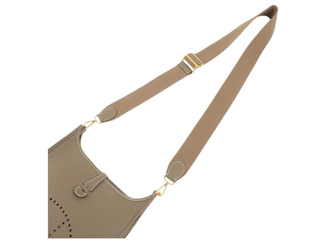 Hermès HERMES Taurillon Clemence Evelyen 3PM B engraved Etoupe Gold HDW - vista 4