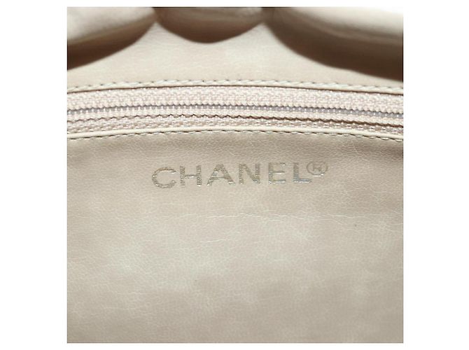 Chanel Square Stitch Toiletry Lambskin Small - vista 6