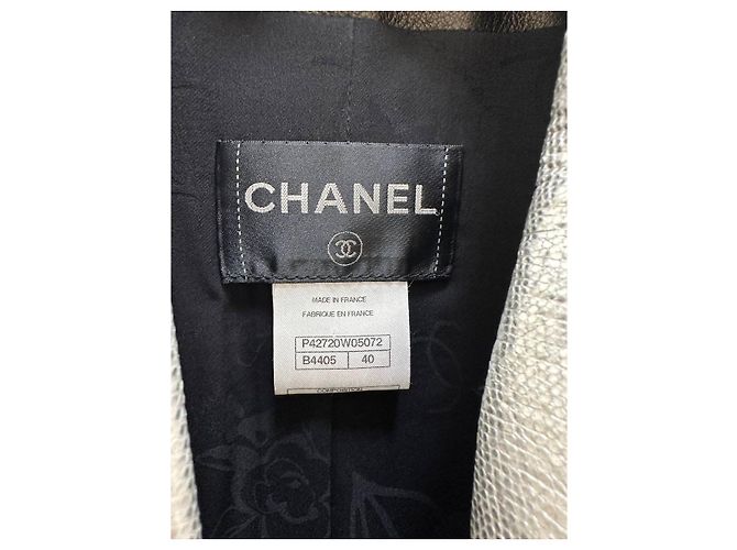 Completo due pezzi Chanel in pelle di agnello nera Sz.40/36 usato - vista 4