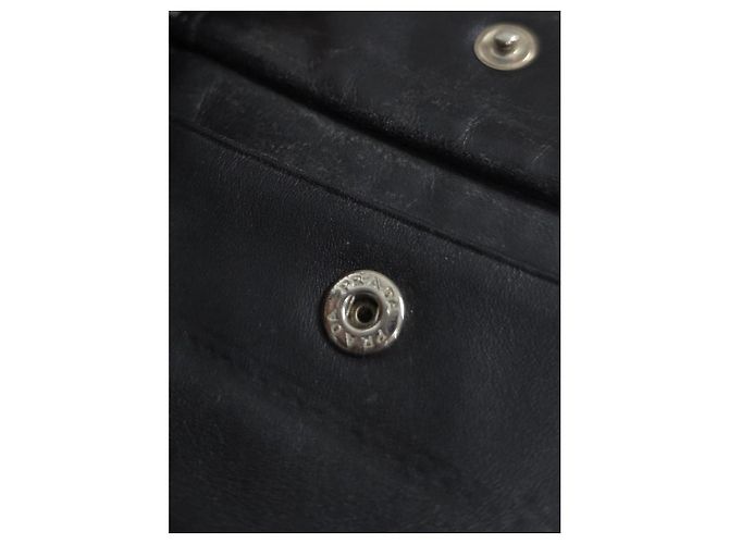 Magnificent Prada Wallet - view 9